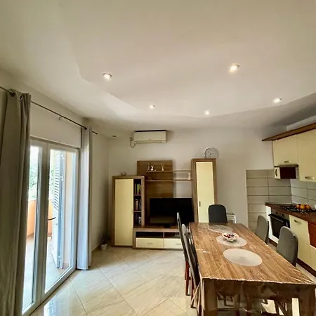 Holiday home House Tina Biograd Na Moru