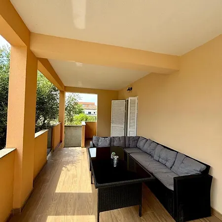 House Tina Biograd Na Moru