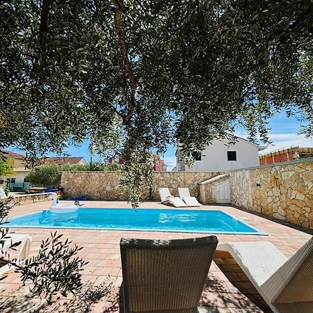 Holiday home House Tina *